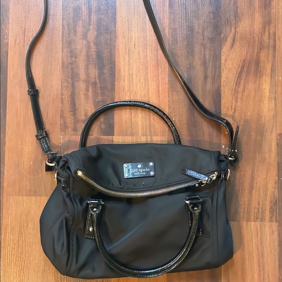 kate spade Handbags - Kate Spade black crossbody purse